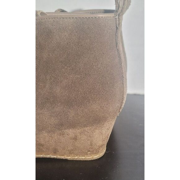 NWOT - Franco Sarto Suede Wedges - Size 6 - Picture 14 of 14